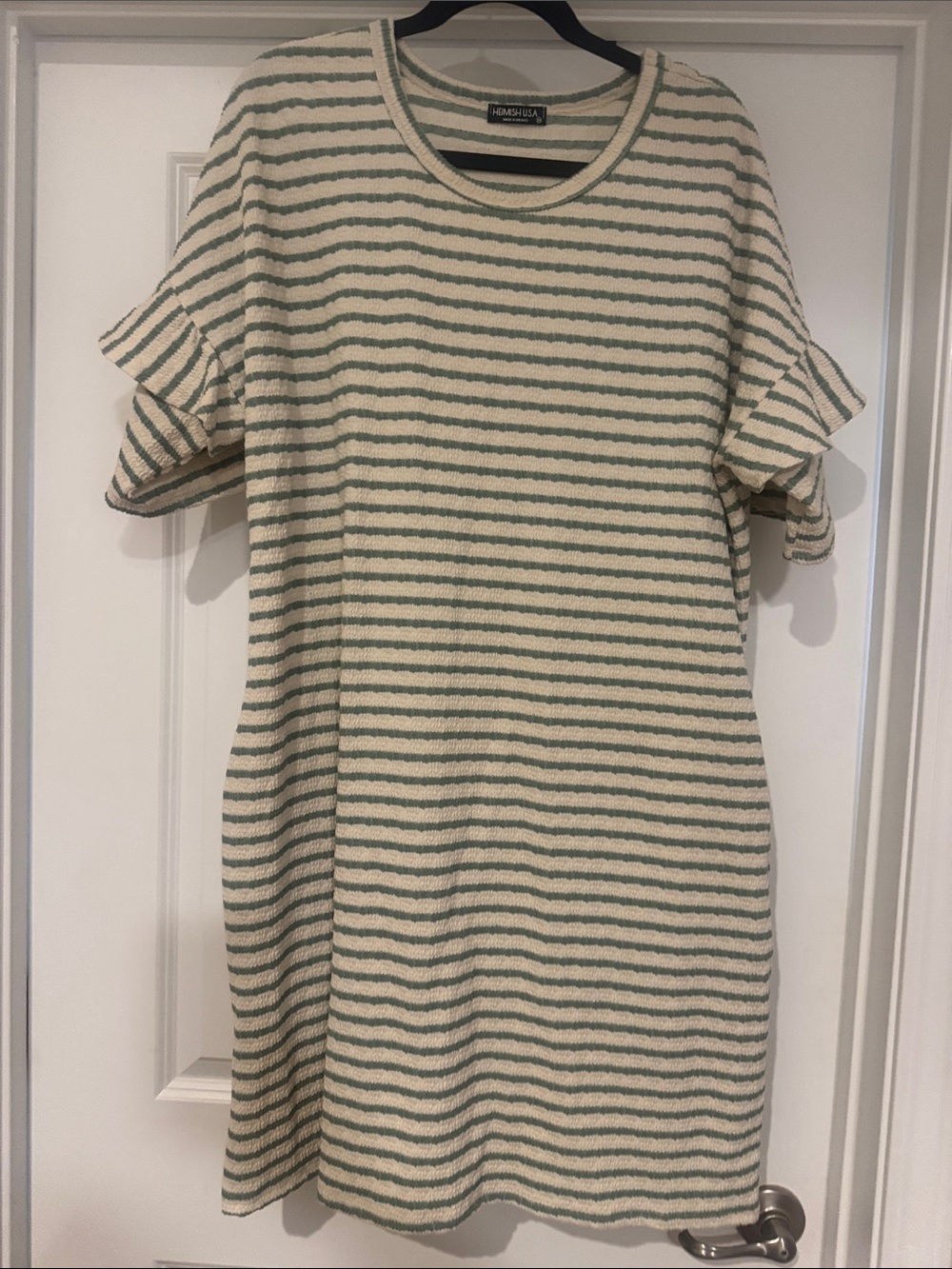 HEIMISH USA Cream and Sage Striped Ruffle-Sleeve Midi Dress